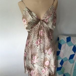 PINK K short night gown, women’s size medium